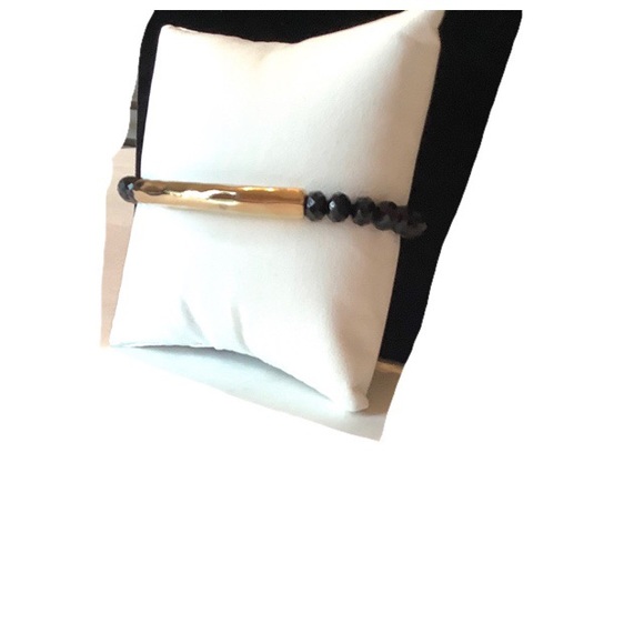 Octavia & CO. Stone Stretch Bracelet - Picture 5 of 5